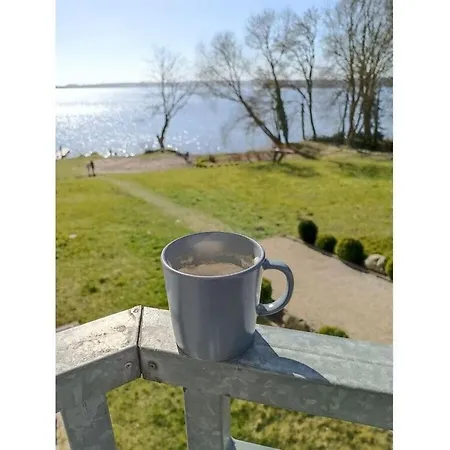 Aan Het Ploener Meer *